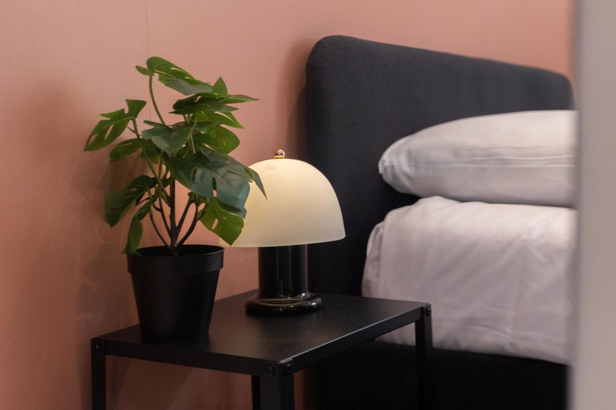 Modern Located In Apartment *